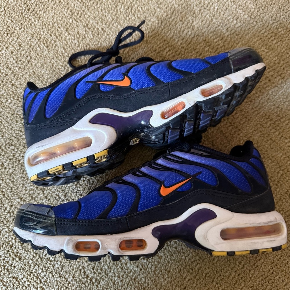 Nike Air Max Plus "Voltage Purple/Total Orange/Purple Agate" sneakers - Picture 9 of 10